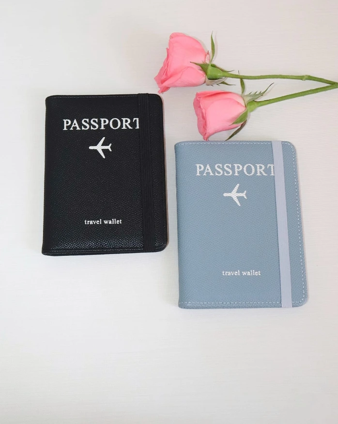 Porta pasaportes